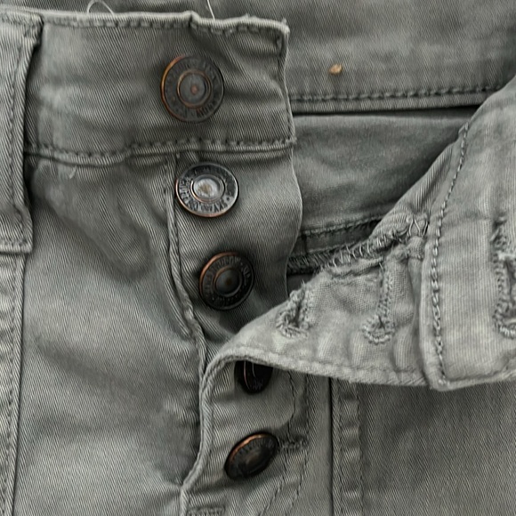 Junior size 0 gray shorts button fly - Picture 4 of 6